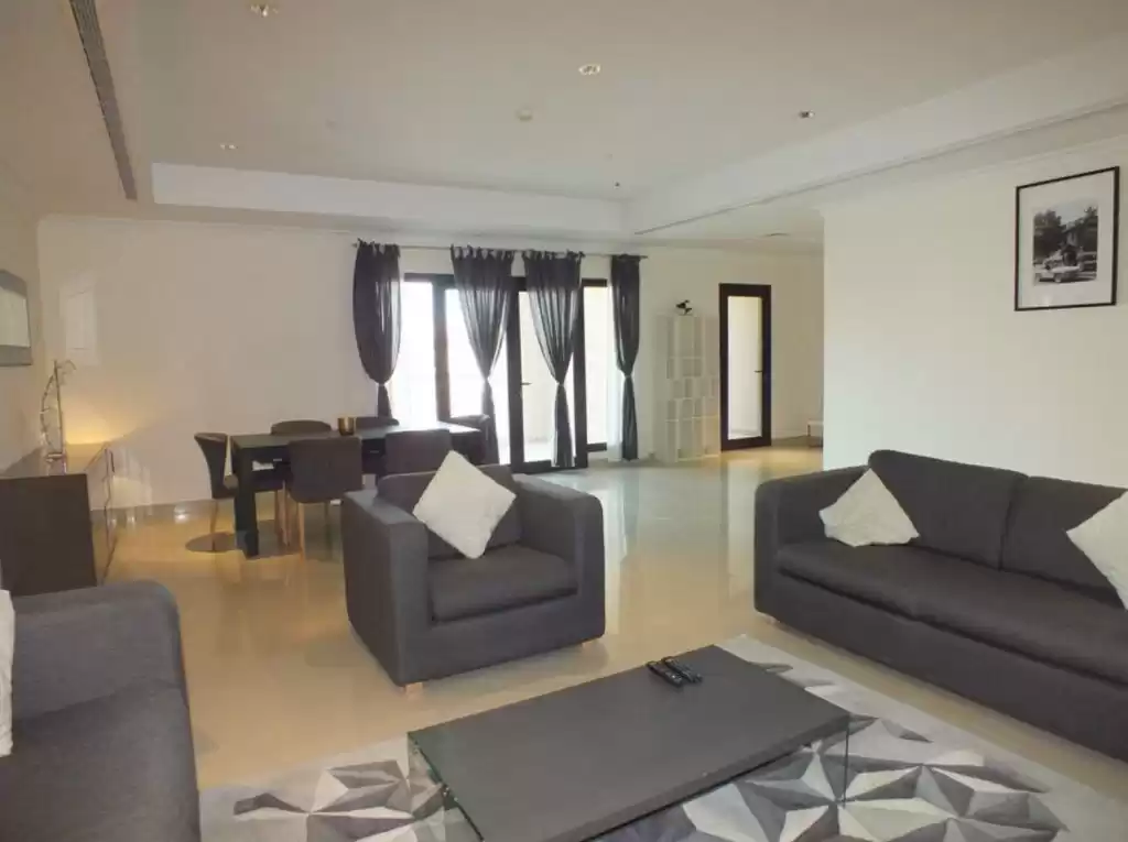 Wohn Klaar eigendom 2 Schlafzimmer F/F Wohnung  zu vermieten in Al Sadd , Doha #8262 - 1  image 
